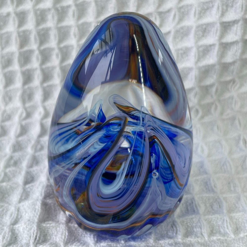 Handmade Vintage Glass Egg Paperweight by Selkirk Glass Scotland